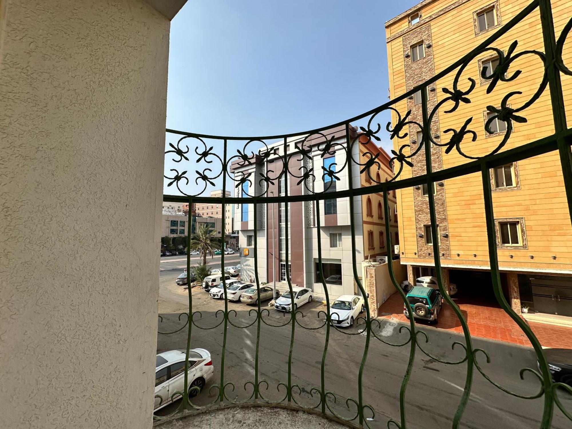 Delmon Hotel Suites 제다 외부 사진