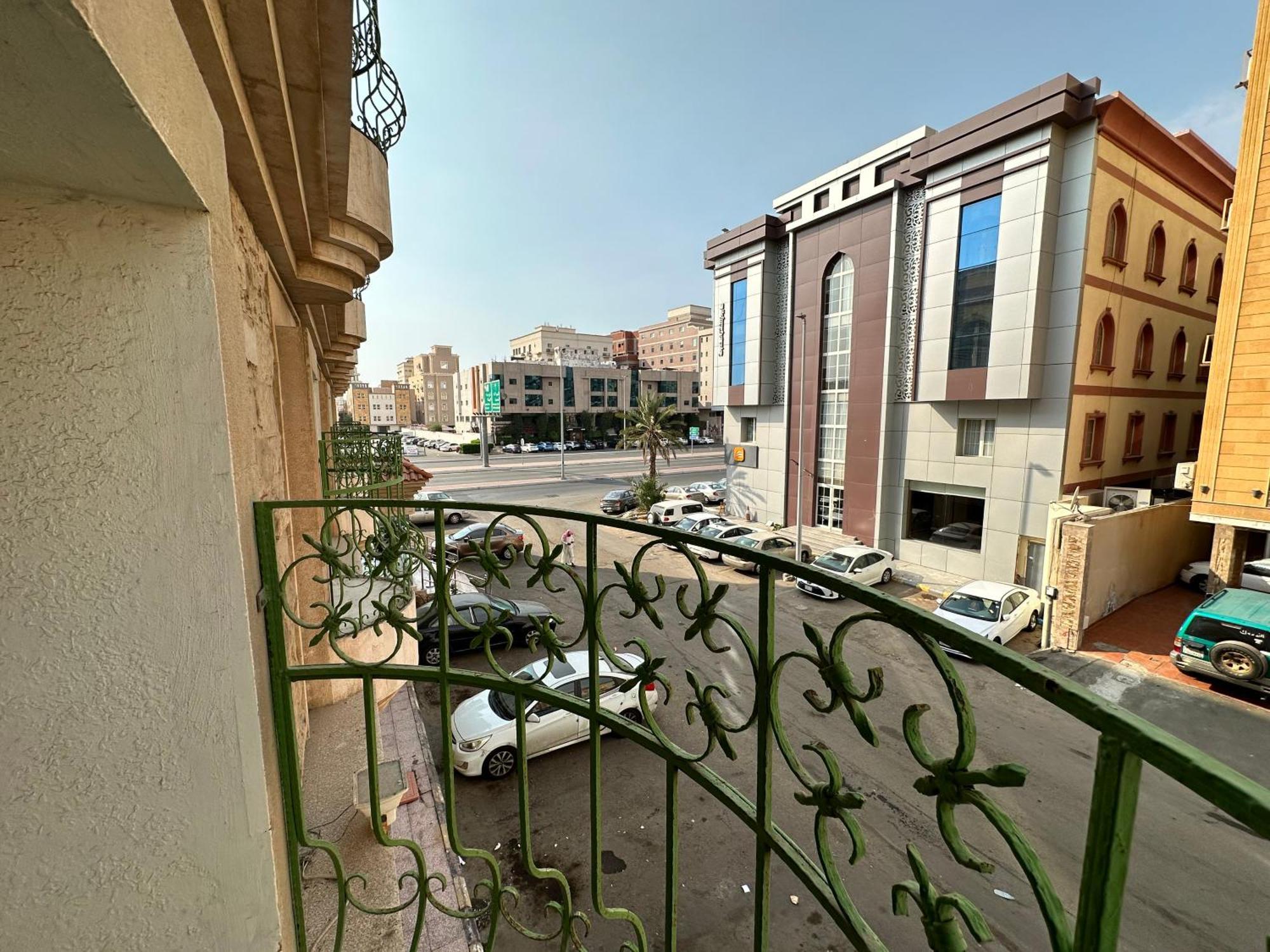 Delmon Hotel Suites 제다 외부 사진